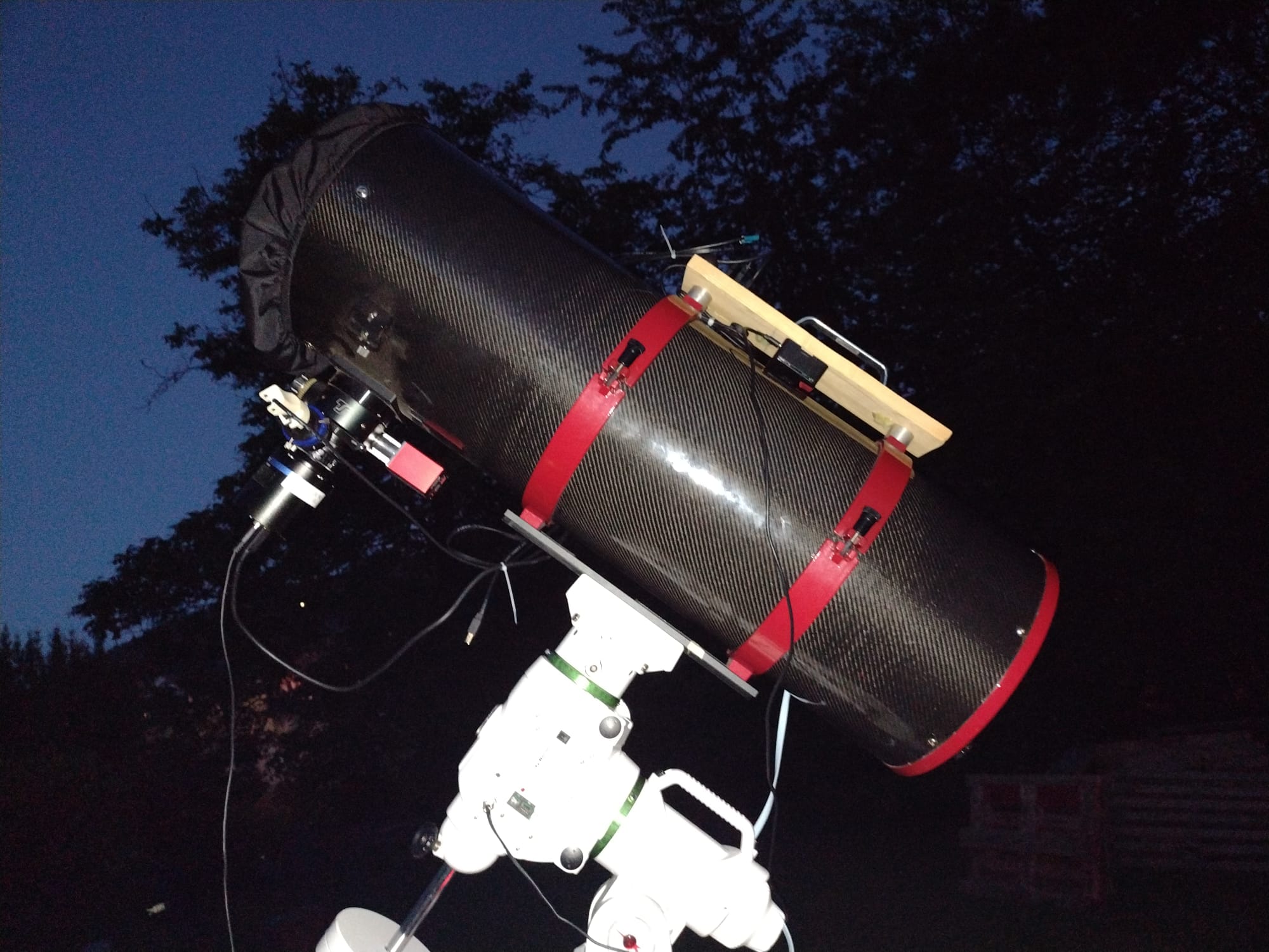 TS-Optics UNC Carbon Newton